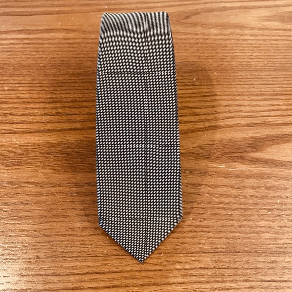 👔🔥 Gray Skinny Tie - Picture 4 of 5